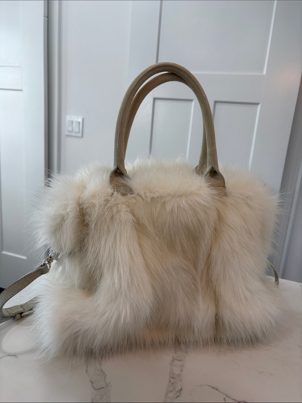 Ann Taylor Ivory Plush Faux Fur Satchel Large Handbag Purse - Picture 4 of 11